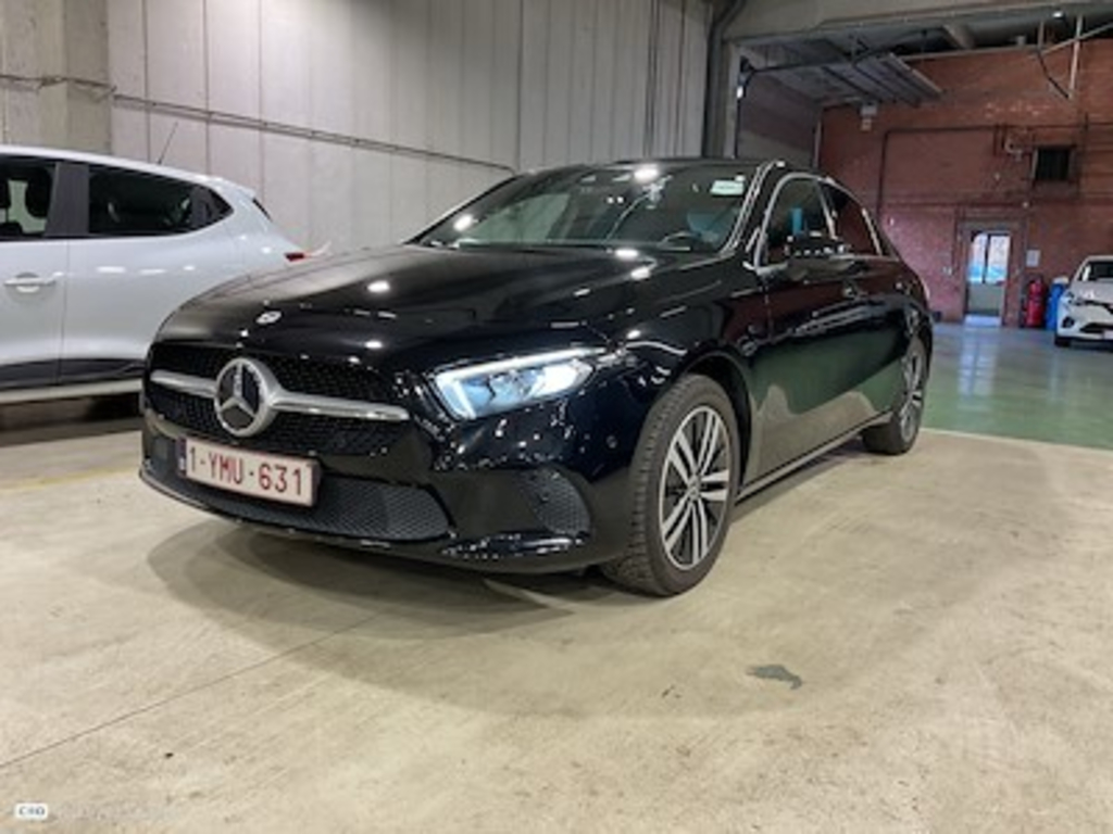 Mercedes-Benz A-class limousine 1.3 A 250 E BUSINESS SOLUTION DCT