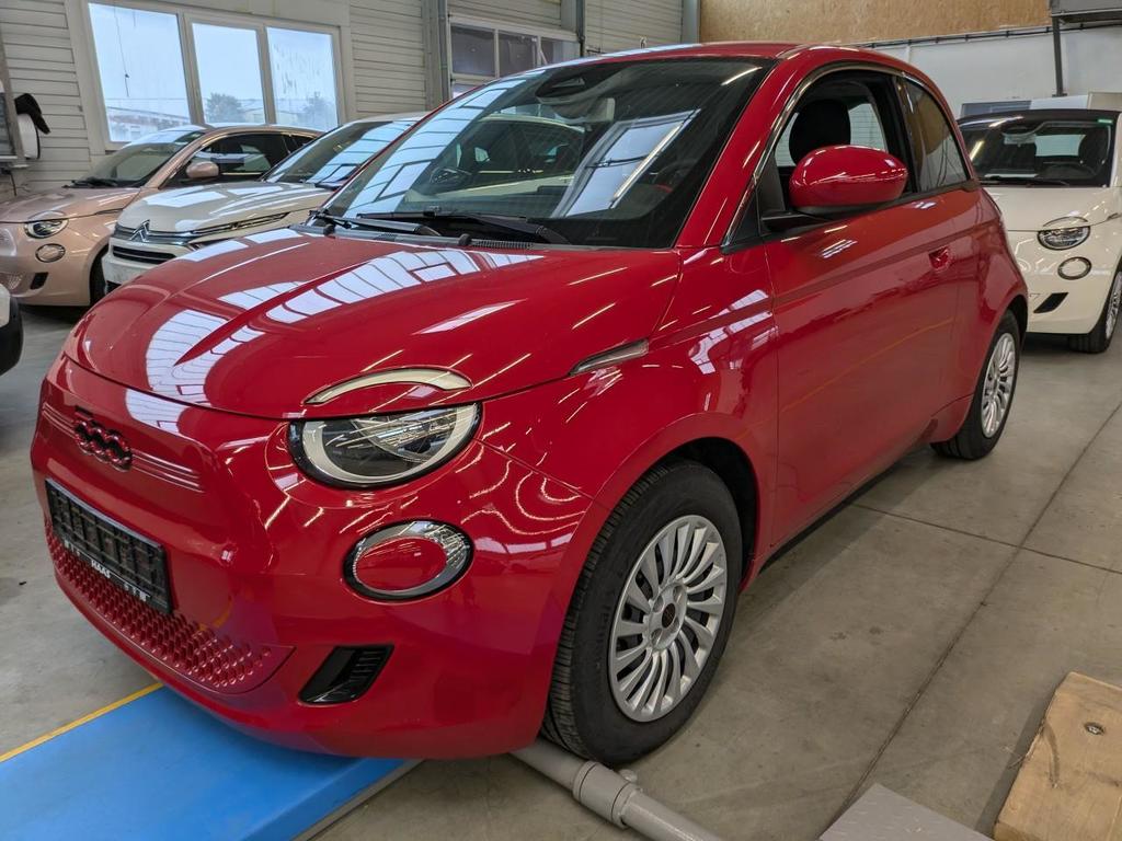 Fiat 500e - RED, 2023
