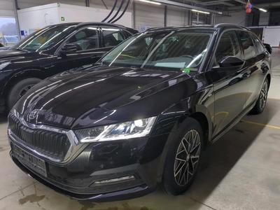 Skoda Octavia COMBI 2.0 TDI DSG Clever, 2022