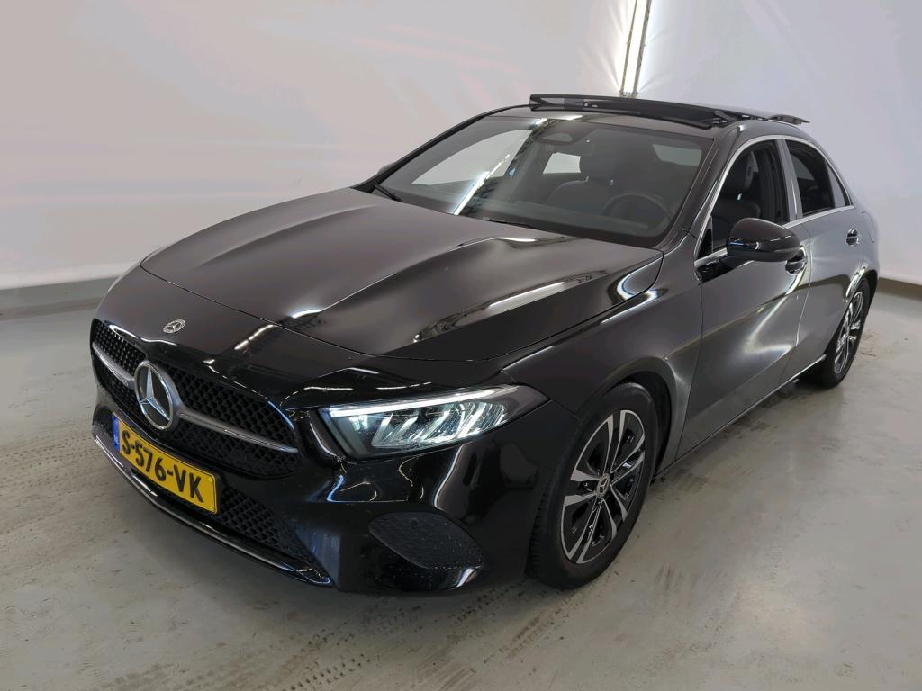 Mercedes-Benz A-KLASSE 180 BUSINESS LINE, 2023
