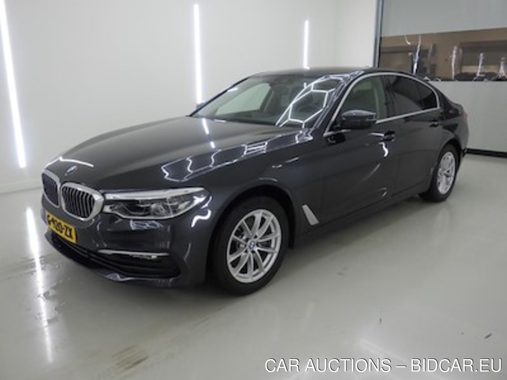 BMW 5 serie sedan 520iA High Executive Edition 4d