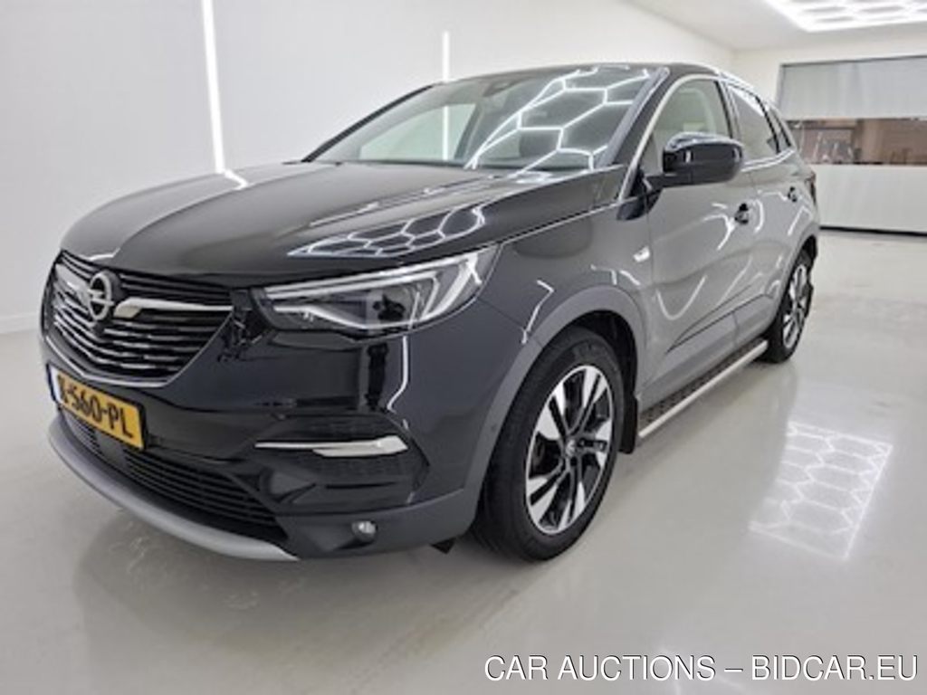 Opel Grandland X 1.2 Turbo S;S 96kW Bus. Executive Auto 5d