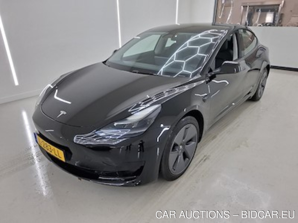 Tesla Model 3 Standard Range Plus RWD