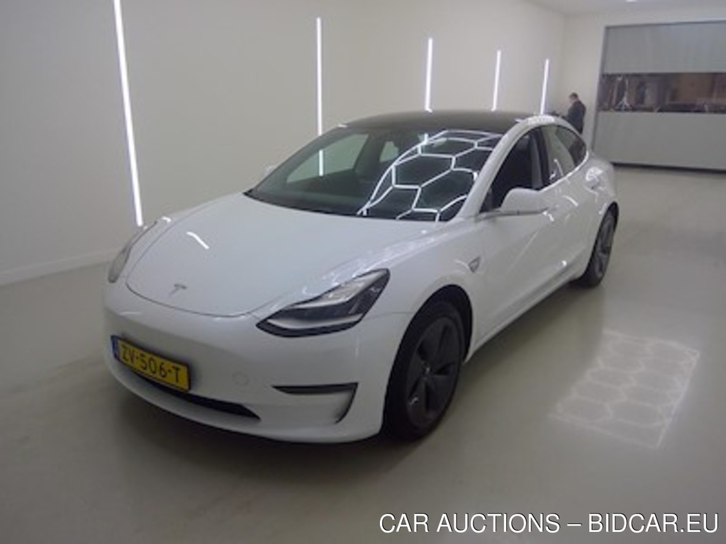Tesla Model 3 Standard Range Plus RWD 4d