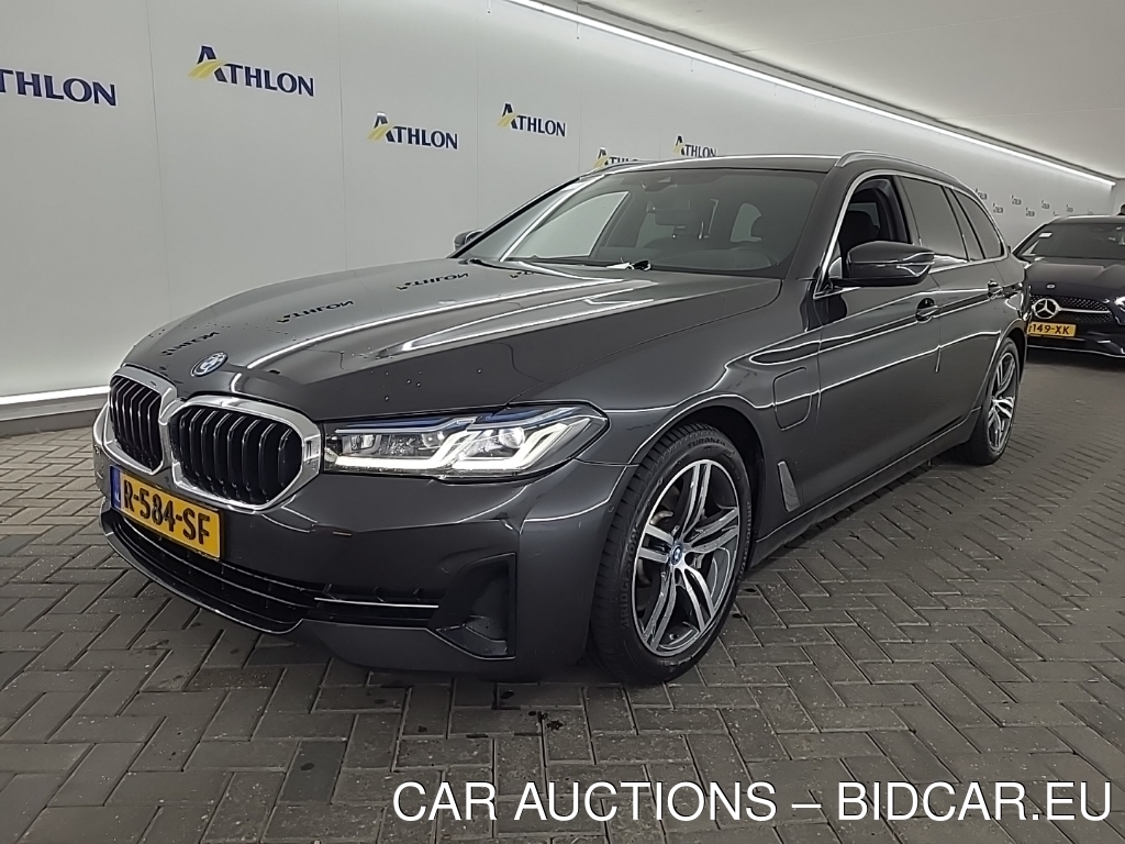 BMW 5 SERIE TOURING 530E BUSINESS EDITION PLUS 5D 215KW, 2022