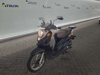 EMCO Novi NOVI C1500 2X ACCU 28AH CONTROLLER 2.0, 2019