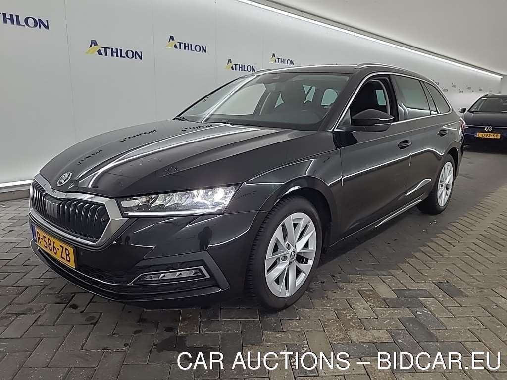 Skoda Octavia combi 1.0 TSI GREENTECH BUSINESS EDITION PLUS 5D 81KW, 2023