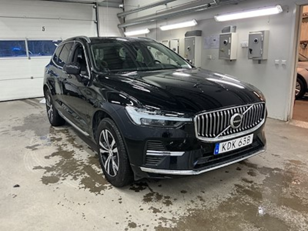 Volvo XC60 T6 Recharge 350 AWD Core Edt VOC Drag Panorama
