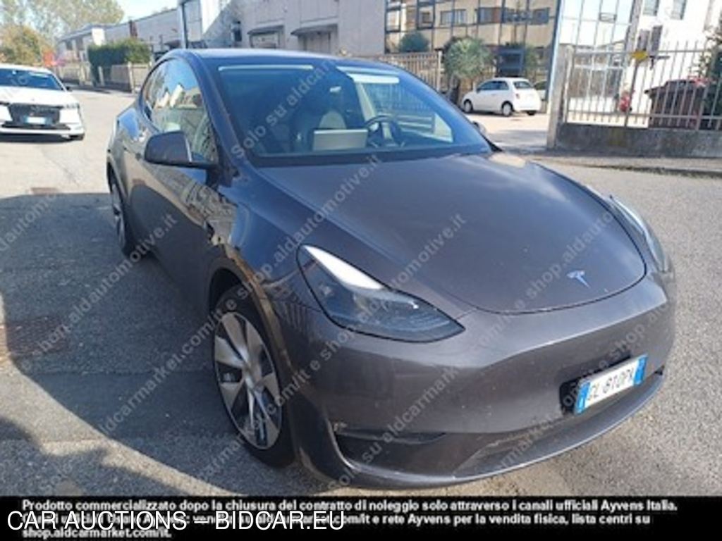 Tesla model Y 75 kwh dual -