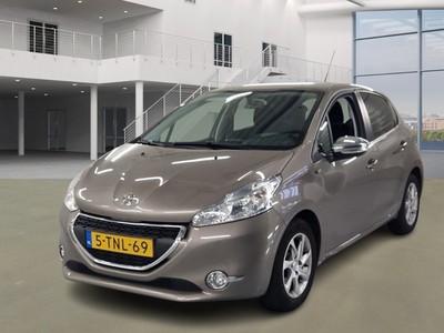 Peugeot 208 1.2 VTI STYLE, 2014