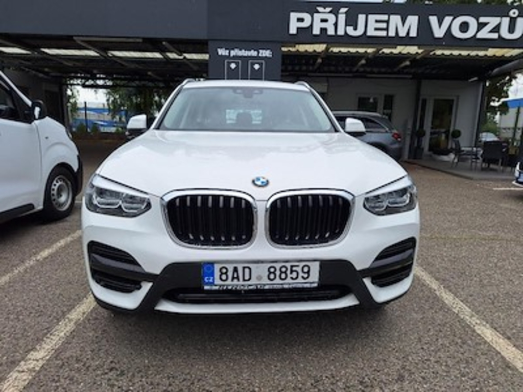 BMW X3 2.0 xDrive20i AT