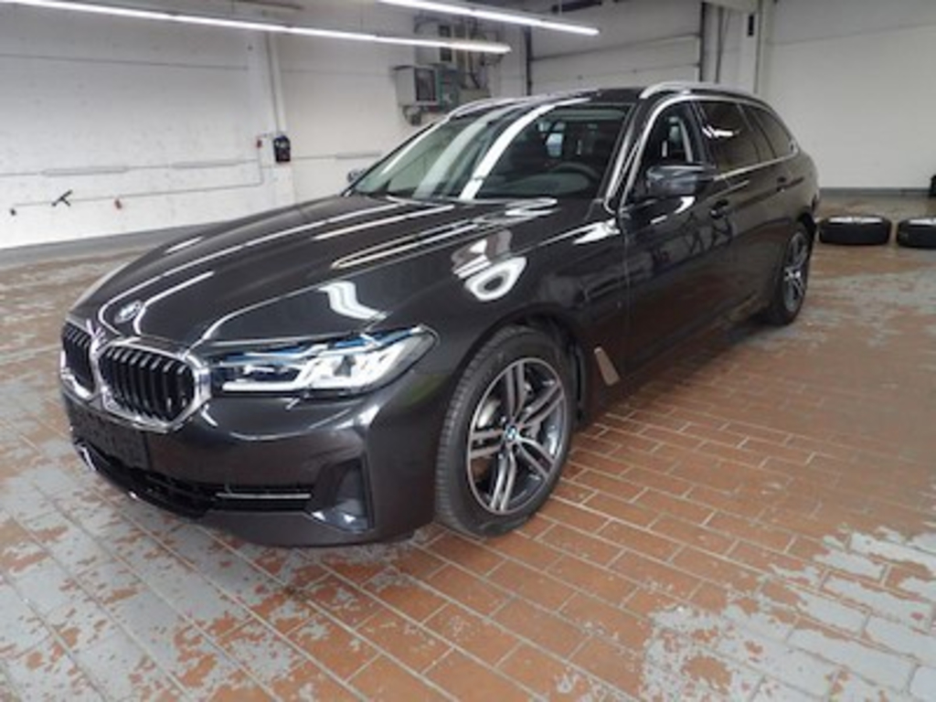 BMW Series 5 2.0 530E XDRIVE TOURING A