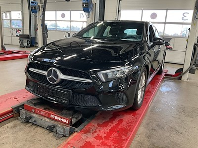 Mercedes-Benz A-Klasse 2.0 A 220 D Business DCT UA!