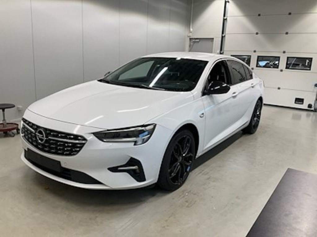 Opel INSIGNIA 2.0 D 174 AUT6 Business HA UA! DEFECT - GETS HOT AND USES COOLANT.