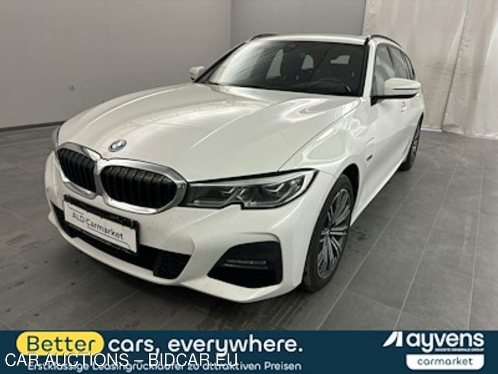 BMW 3er BMW 330e Touring xDrive Aut. M Sport Kombi, 5-turig, Automatik, 8-Gang