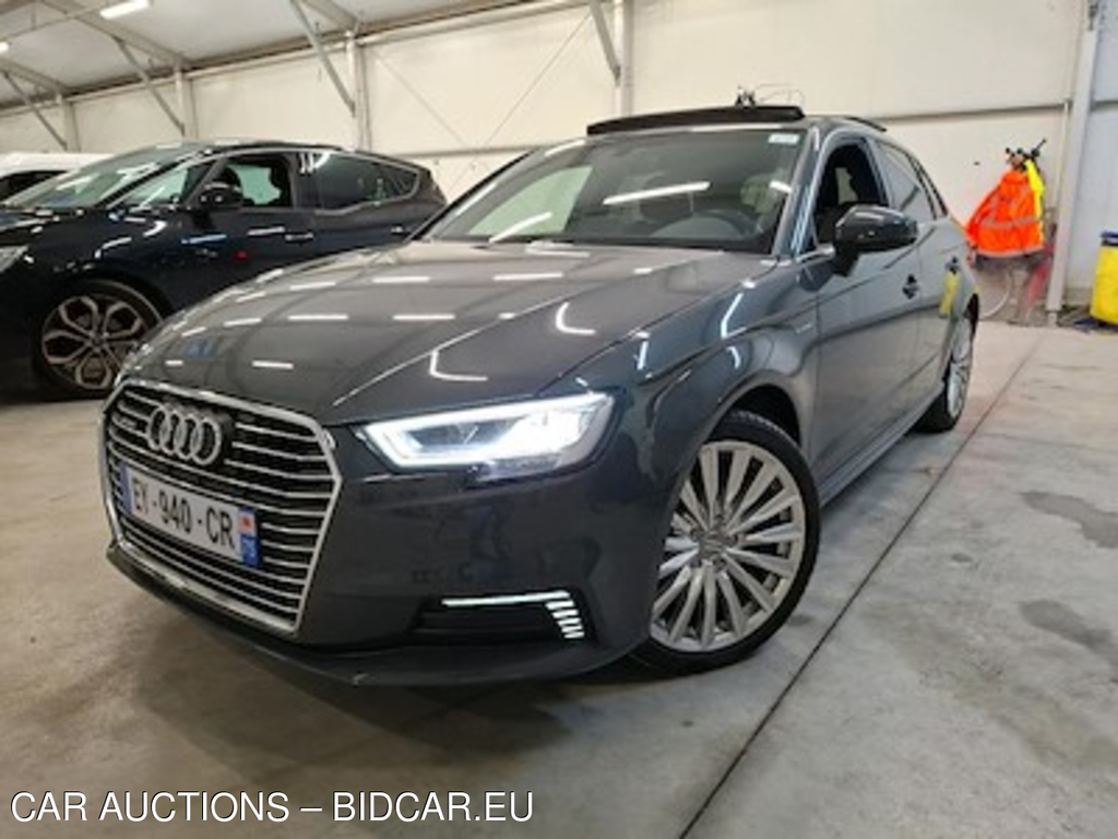 Audi A3 A3 Sportback 1.4 TFSI 204ch e-tron Design luxe S tronic 6