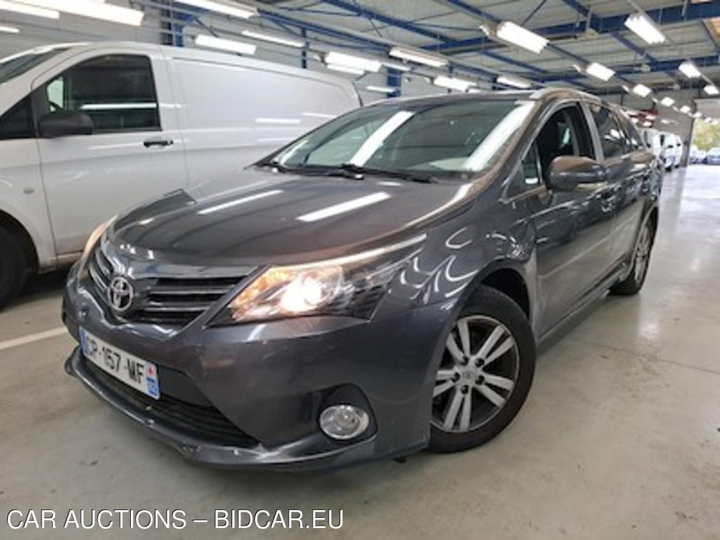 Toyota AVENSIS Avensis 124 D-4D Business 5p