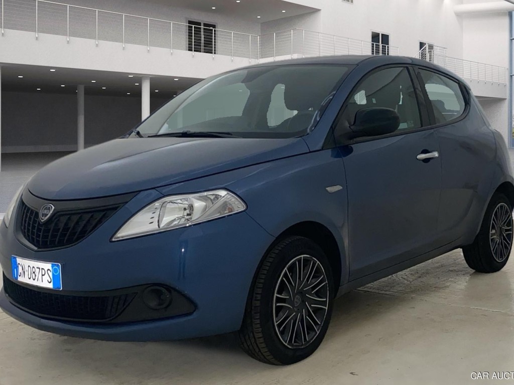 Lancia Ypsilon 1.0 firefly hybrid Silver s&amp;s 70cv 5p.ti, 2023