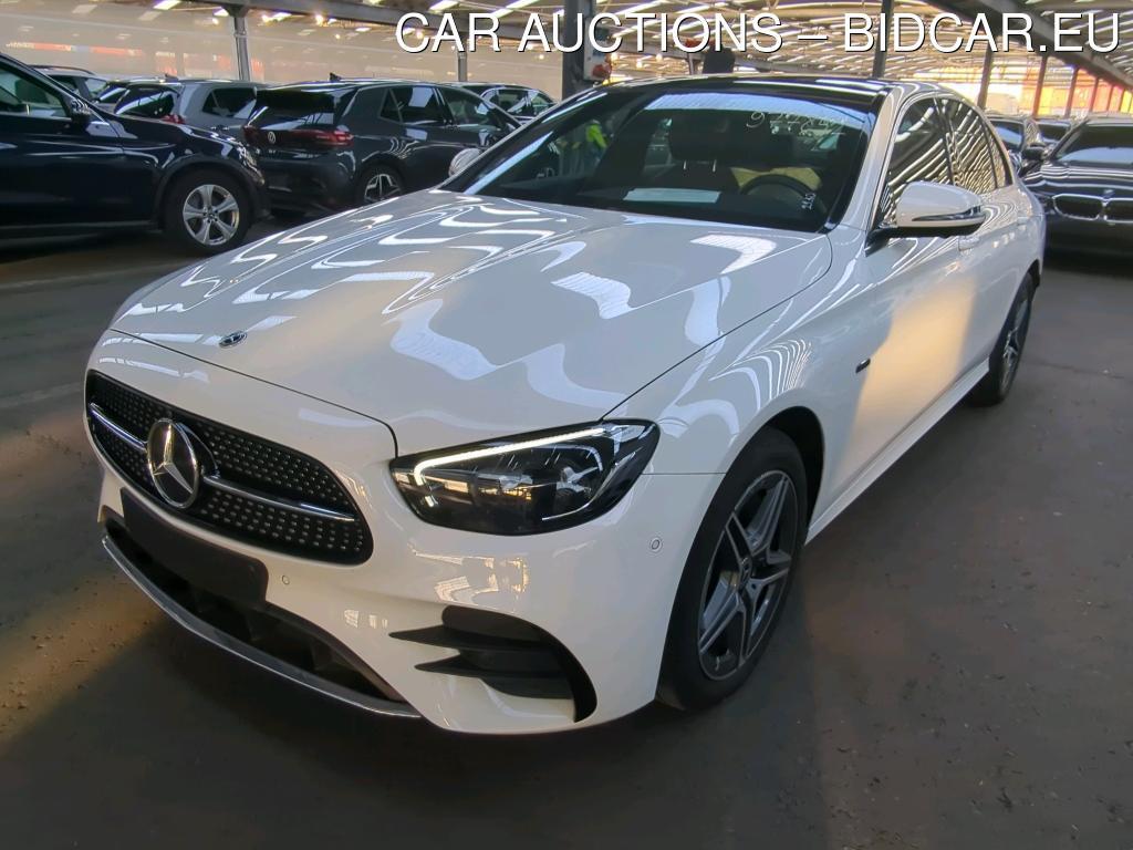 Mercedes-Benz E 300 E 4MATIC 9G-TRONIC AMG Line, 2021