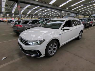 Volkswagen Passat VARIANT 1.4 TSI PLUG-IN-HYBRID DSG GTE, 2020
