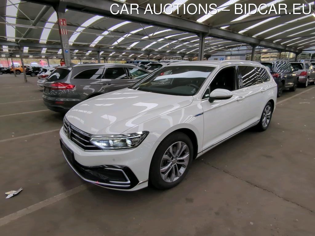 Volkswagen Passat VARIANT 1.4 TSI PLUG-IN-HYBRID DSG GTE, 2020