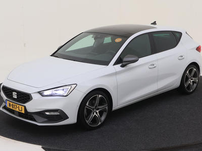 Seat Leon 1.5 TSI 150PK FR BUSINESS INTENSE WINTER TECH PANO HAAK, 2021