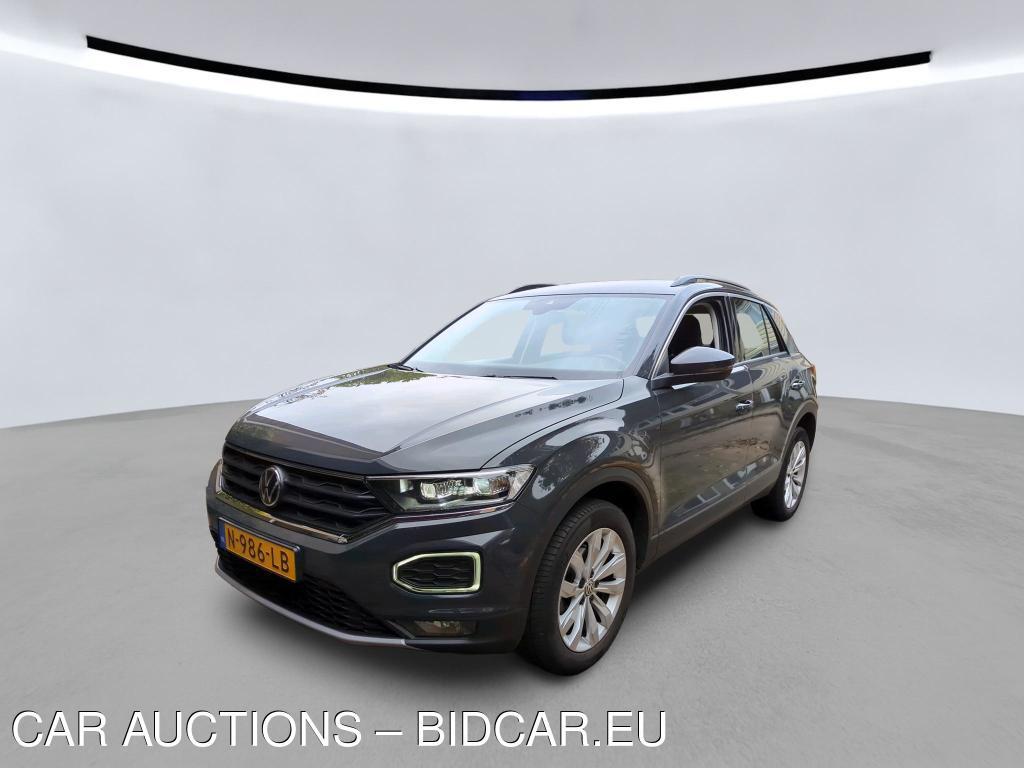 Volkswagen T-roc 1.5 TSI 150PK DSG STYLE EXECUTIVE LED WINTER, 2021