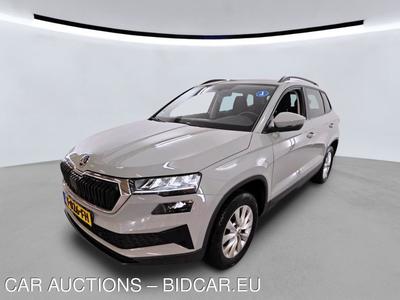 Skoda Karoq 1.0 TSI 110PK BUSINESS EDITION COMFORT PLUS HAAK, 2023
