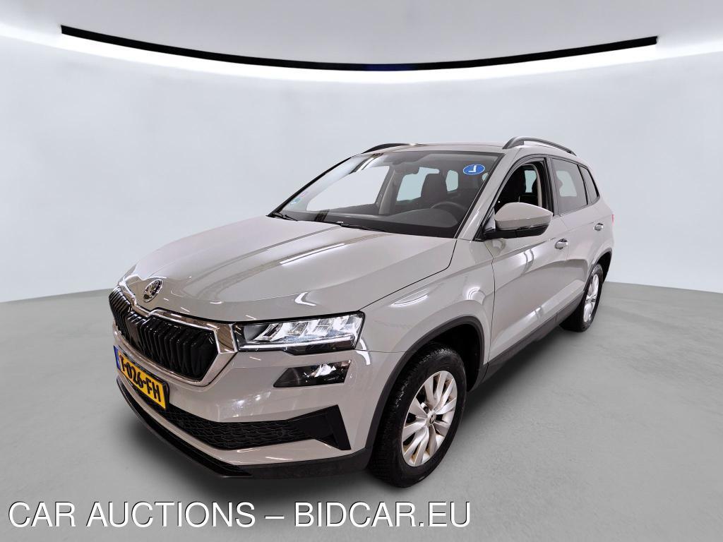 Skoda Karoq 1.0 TSI 110PK BUSINESS EDITION COMFORT PLUS HAAK, 2023