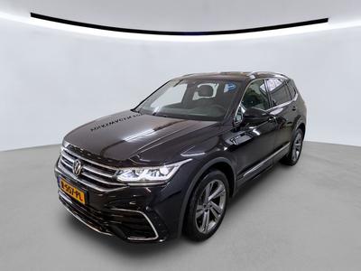 Volkswagen Tiguan all space 1.5 TSI 150PK DSG R-LINE BUSINESS+ MULTIMEDIA WINTER TREKHAAK, 2022