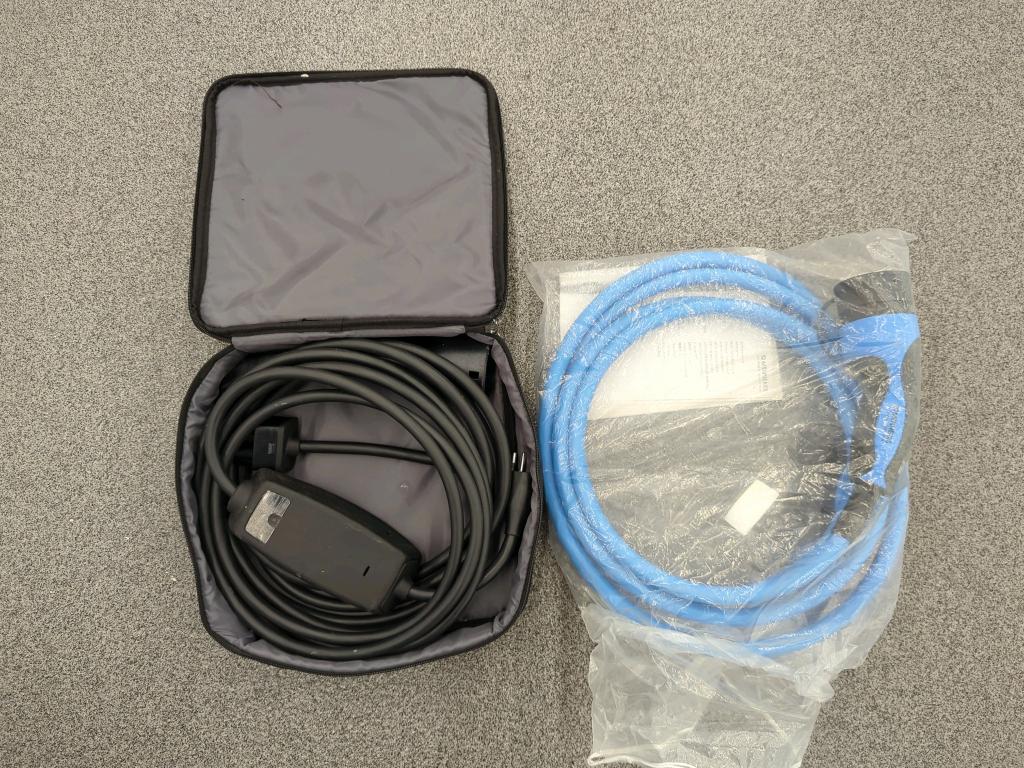 Tesla Model Y 75KWH LONG RANGE DUAL MOTOR AUTO 4WD