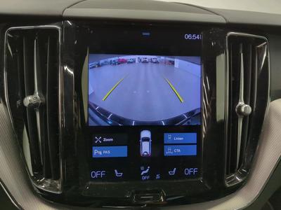 Volvo XC60 2.0 B4 DIESEL R-DESIGN GEARTRNC AUTO 4WD