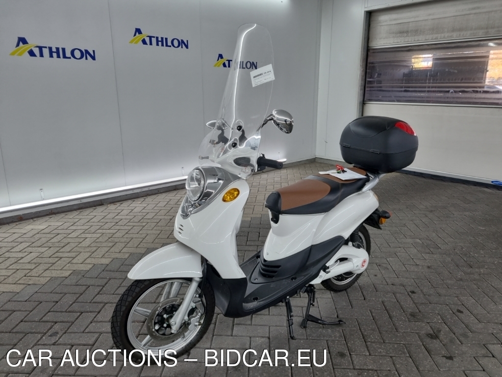 EMCO Novi NOVI C 1500 2X ACCU 37AH CONTROLLER 2.0, 2022