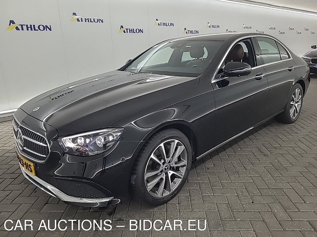 Mercedes E-klasse limous E 300 E 9G-TRONIC BUS SOL LUX 4D 235KW, 2021