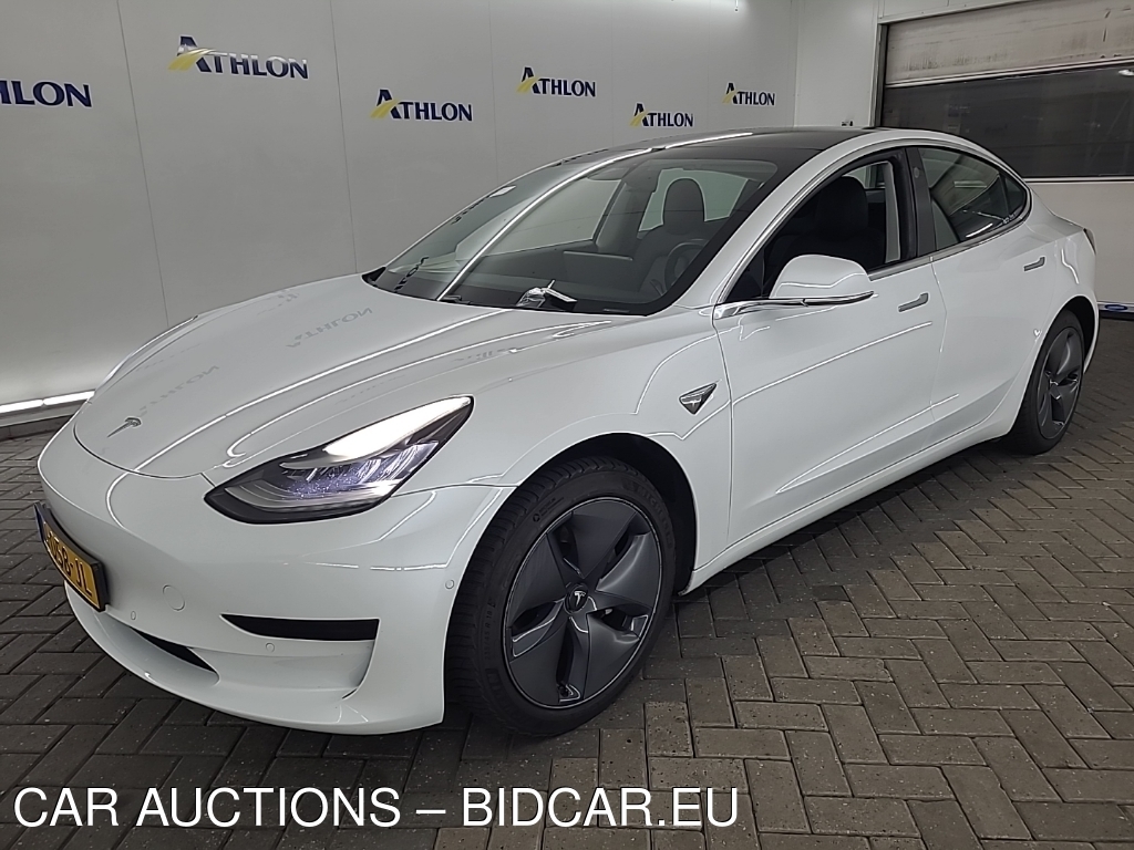 Tesla Model 3 STANDARD RANGE PLUS RWD 4D 225KW, 2020