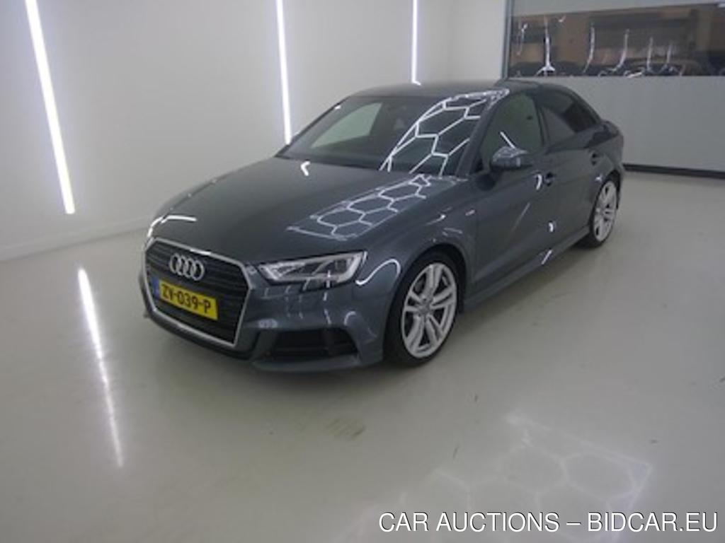 Audi A3 limousine 35 TFSI 150pk S tronic S Line Edition