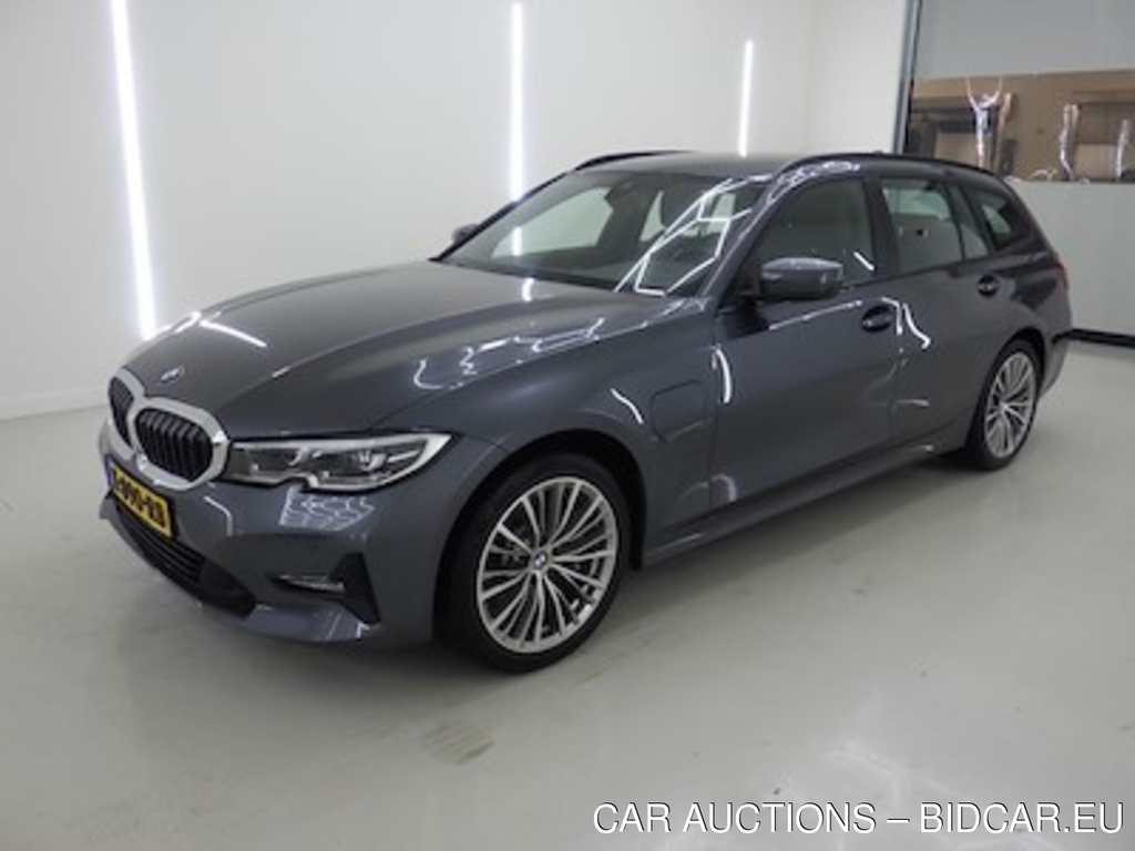 BMW 3 serie touring 330e eDrive Edition High Executive 5d