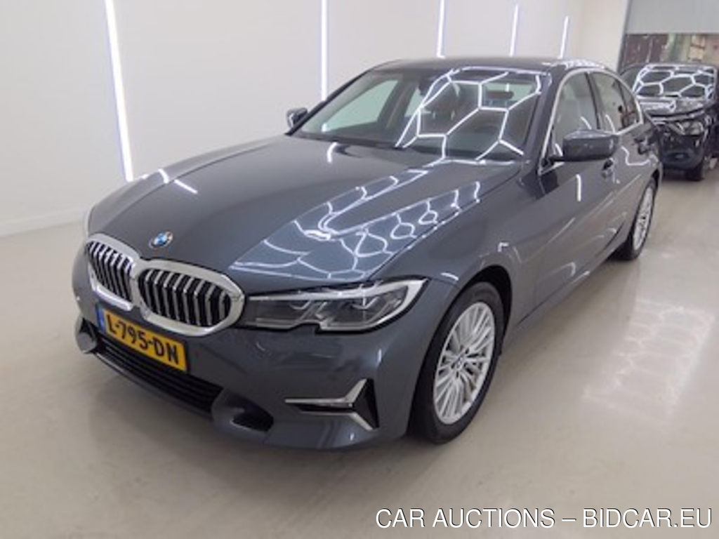 BMW 3-serie sedan 320iA High Executive Luxury Line