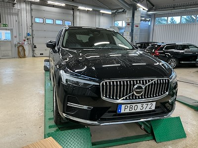 Volvo Xc60 T6 Recharge 350 AWD Core Bright VOC Drag Panorama