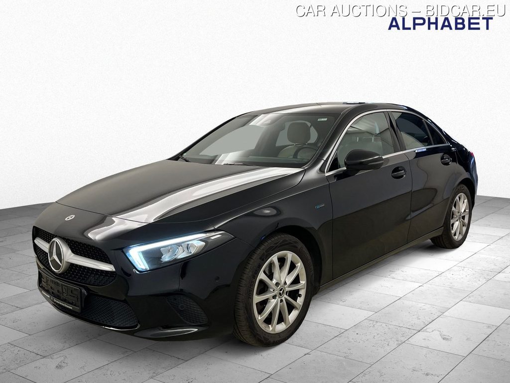 Mercedes-Benz A 250 e 8G-DCT Progressive, 2020