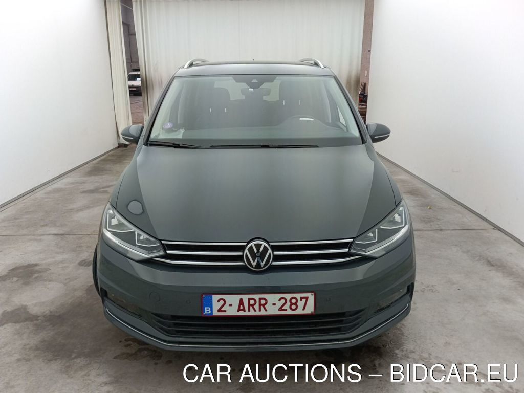 Volkswagen Touran-5t1 1.5 TSI HIGHLINE 5D, 2021