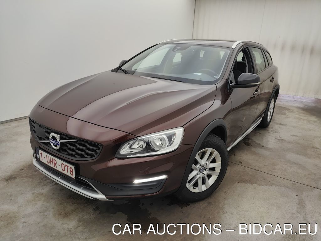 Volvo V60CROSSCOUNTRY CROSS COUNTRY D3 CROSS COUNTRY 5D !! TECHNICAL ISSUES !! ROLLING CAR, 2018