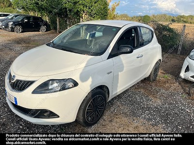 Lancia ypsilon ecochic 1.0 firefly 70cv -