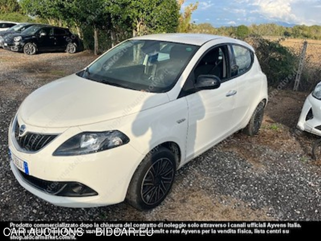 Lancia ypsilon ecochic 1.0 firefly 70cv -