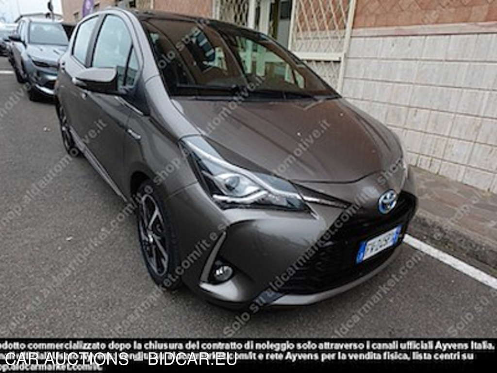 Toyota yaris 1.5 hybrid style my18 -