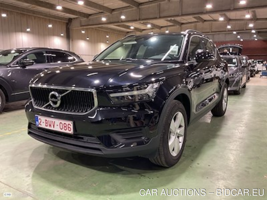 Volvo XC40 1.5 T2 MOMENTUM CORE