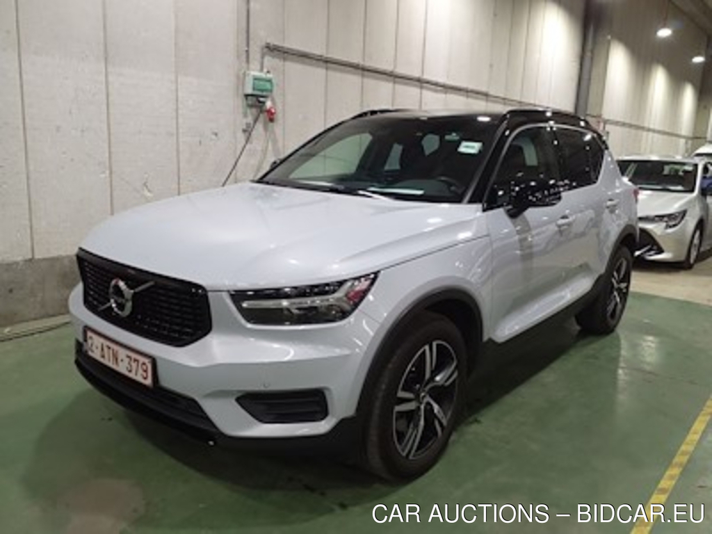 Volvo XC40 1.5 T2 R-DESIGN AUTO
