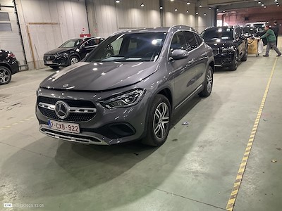 Mercedes-Benz GLA 1.3 GLA 250 E DCT BUSINESS SOLUTION