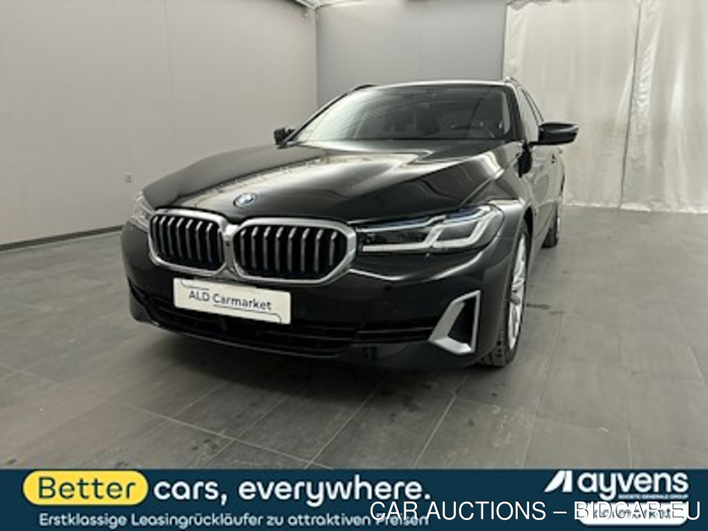 BMW 5er BMW 530e xDrive Touring Aut. Luxury Line Kombi, 5-turig, Automatik, 8-Gang
