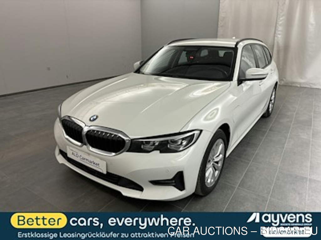BMW 3er BMW 330e Touring xDrive Aut. Advantage Kombi, 5-turig, Automatik, 8-Gang